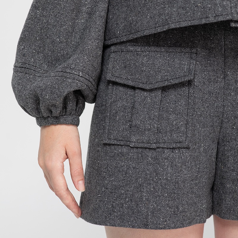 Wool shorts Pants