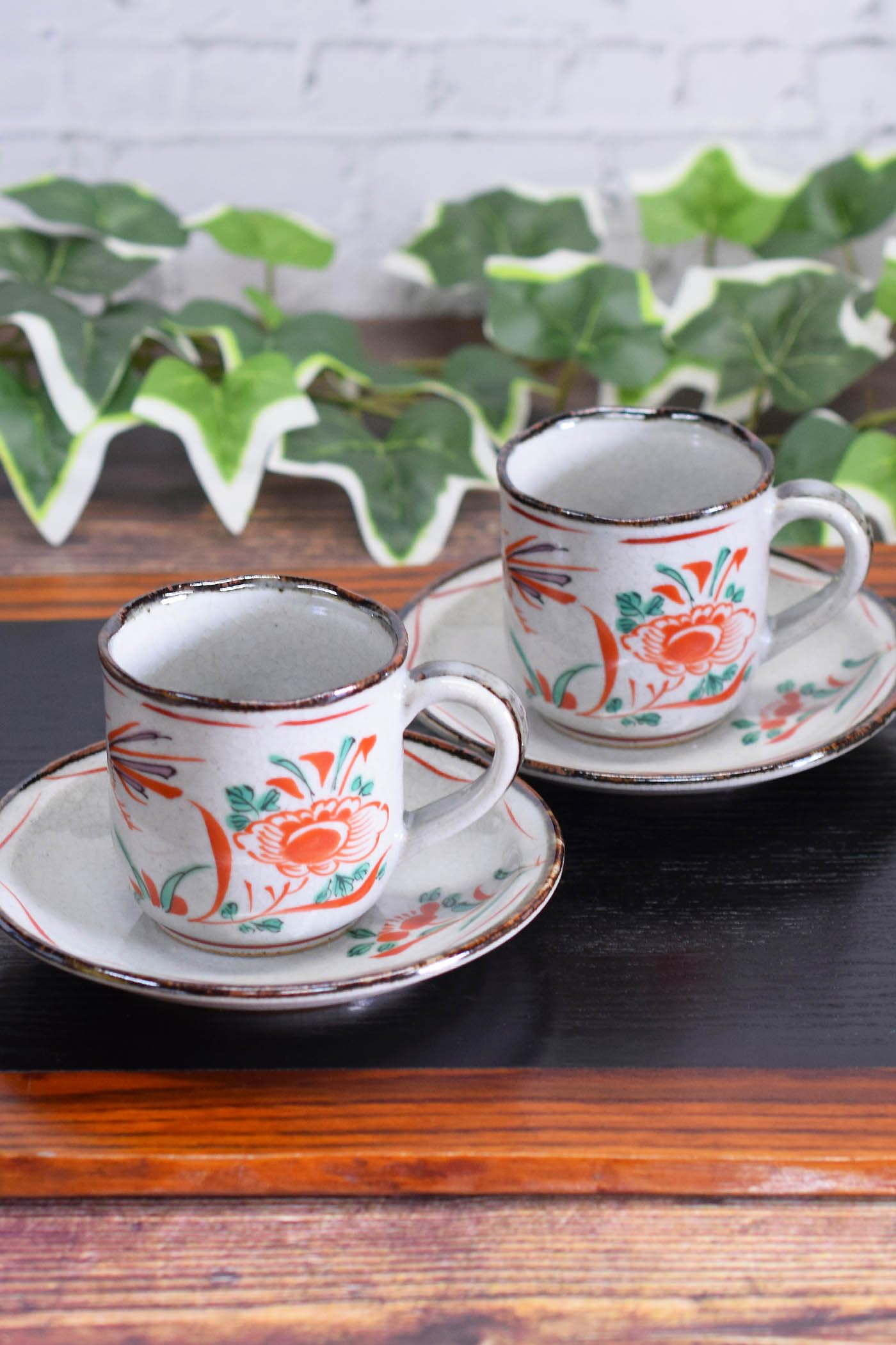 和座の蔵 おしゃれ 食器 九谷焼 コーヒーカップ＆ソーサー ペアセット 赤絵 陶器 高級 ブランド 日本製 結婚祝い プレゼント 母の日 父の日 敬老の日 ギフト