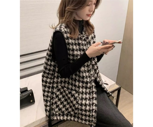 レディース ジャケット ベスト ウール ミドル丈 袖なし ノースリーブ Vネック 前開き ボタンなし 大人可愛い きれいめ カジュアル 上品 おしゃれ かっこいい レトロ こなれ感 個性的 クール