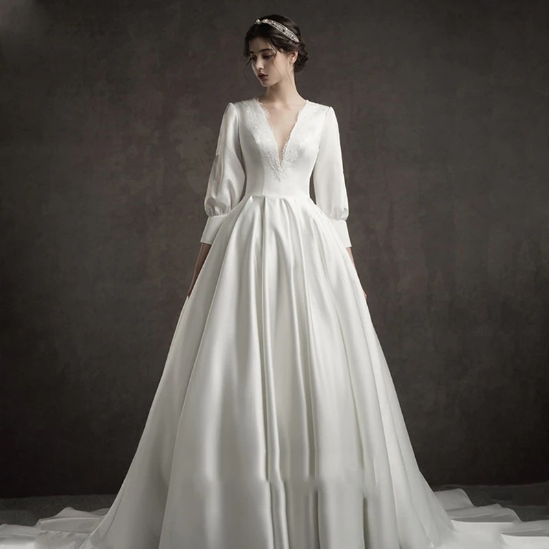 パーティードレス新入荷 高級感 結婚式ワンピース 花嫁ロングドレス ドレス ウェディングドレス 司会者 成人式 演奏会 発表会 卒業式 ワンピース ウェディングドレス 白 ロング ロングドレス 演奏会