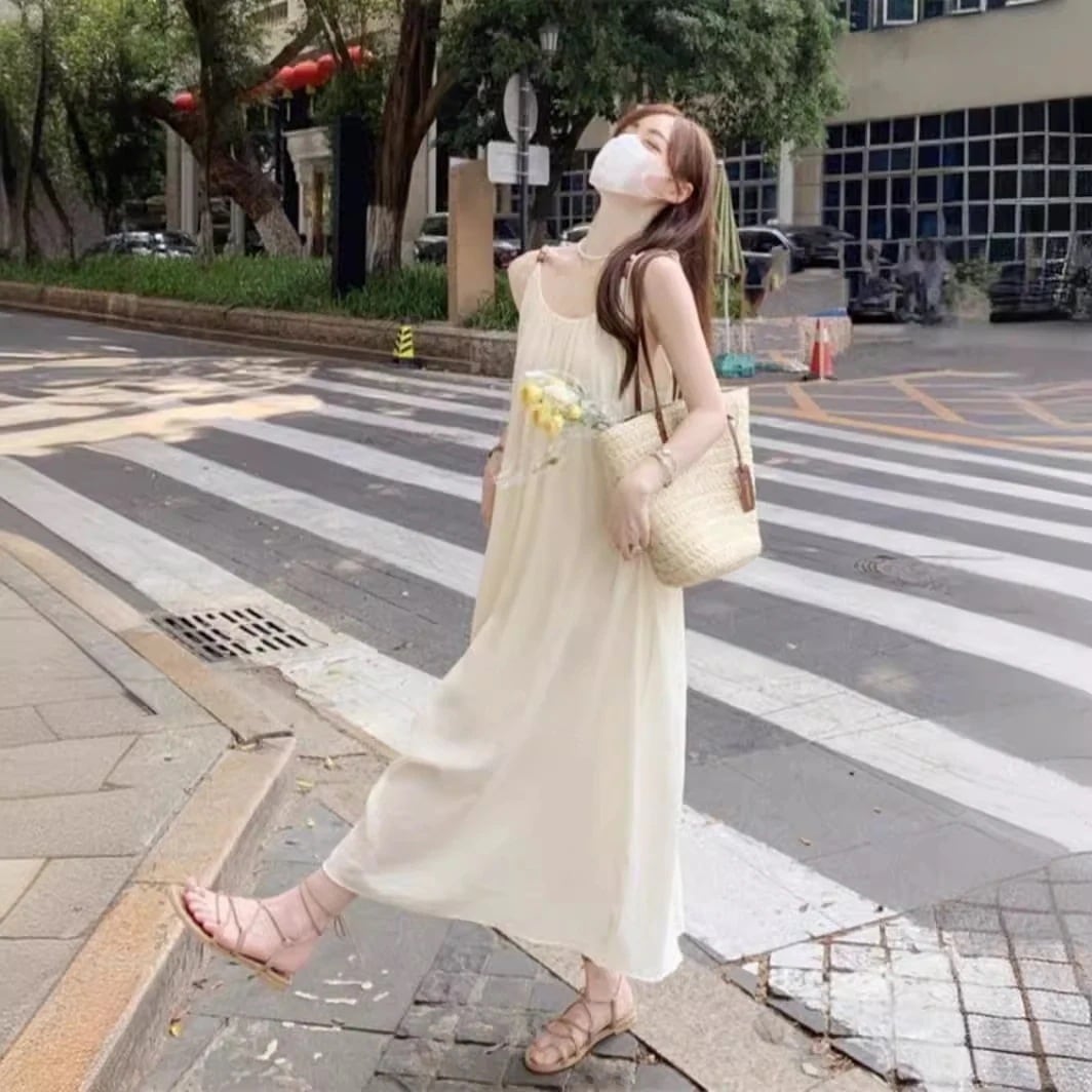 気質パーティー春夏ノースリーブフレンチワンピースレディースビーチドレス気質パーティー怠惰な風気質高級感プリーツ百掛け着やせおしゃれ 4,171円