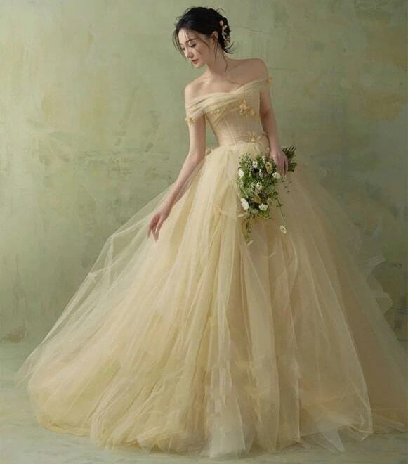 ウェディングドレス フォトウェディング撮影 可愛い 結婚式ドレス きれいめ カラードレス 花嫁ドレス 前撮りドレス 後撮り 旅行 高級感 ロング ワンピース パーティードレス お姫様 成人式ドレス コ