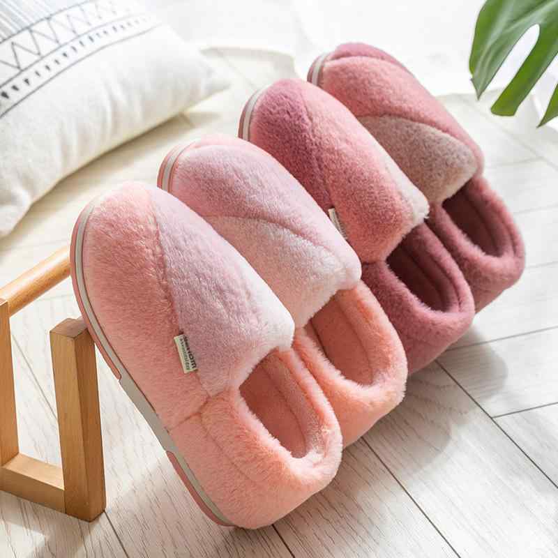 ルームシューズ 男女兼用 レディース カップル かかと付き 厚底 ボア もこもこ かわいい 滑り止め あったか 室内履き 切り替え ラウンドトゥ 秋冬