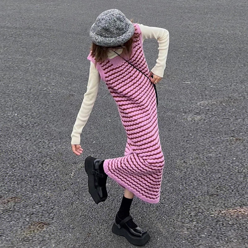 優しくてトレンディなニッチな女性の春と秋のハイネックニットベースレイヤースタイリッシュでスリムなセータードレスのツーピースセット