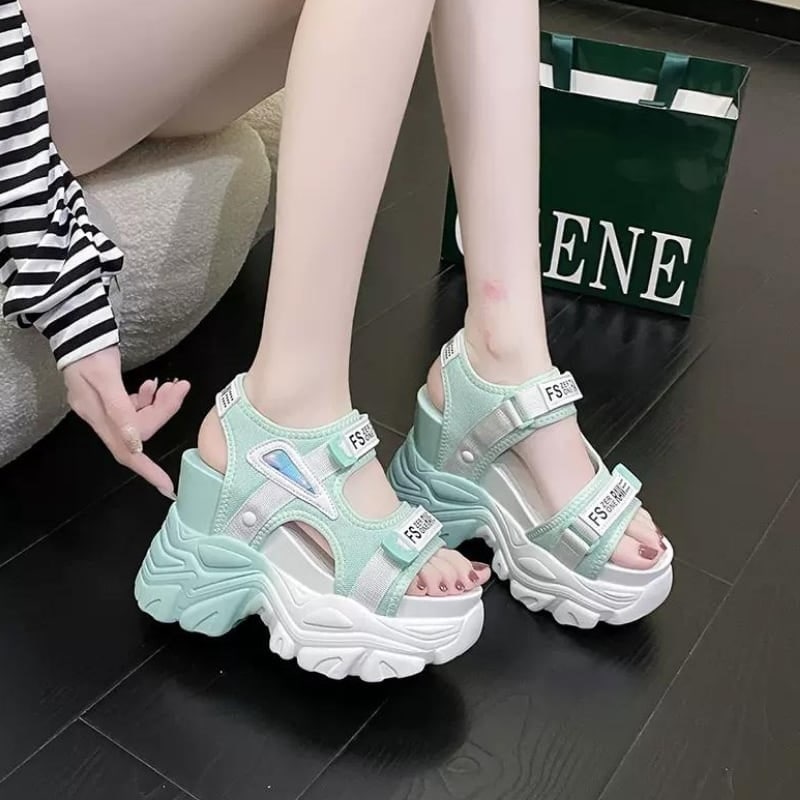 24 ベルクロ 厚底 サンダル プラットフォーム グラデーション メッシュ スパンコール 靴 脚長 スタイルアップ カジュアル 韓国っぽ コンフォート PUファッションフレンチ 4,903円