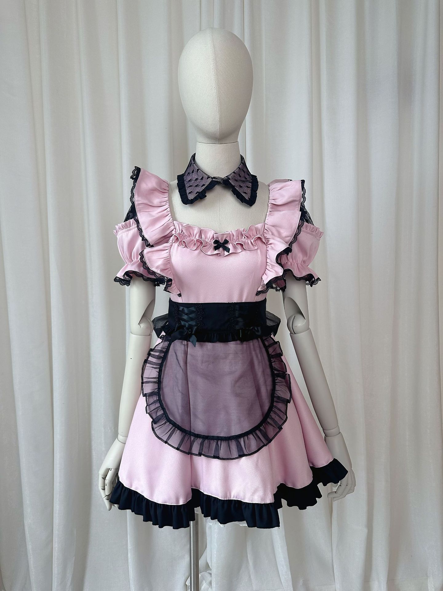 【新作登場 最安値】ピンクxブラック メイド服 可愛い コスプレ ゴシック 半袖 レディース 舞台衣装 エプロン付き イベント ハロウィン フリル 文化祭 ダンス服 二次元舞踊 コスプレ 喫茶店 学園