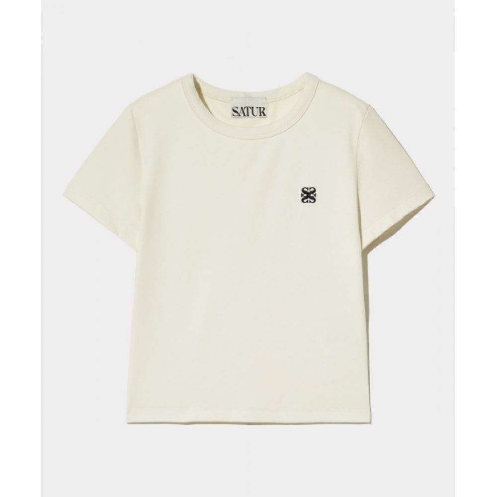 SATUR (W) エッセンシャルベーシックロゴショートスリーブ T シャツクリームアイボリー