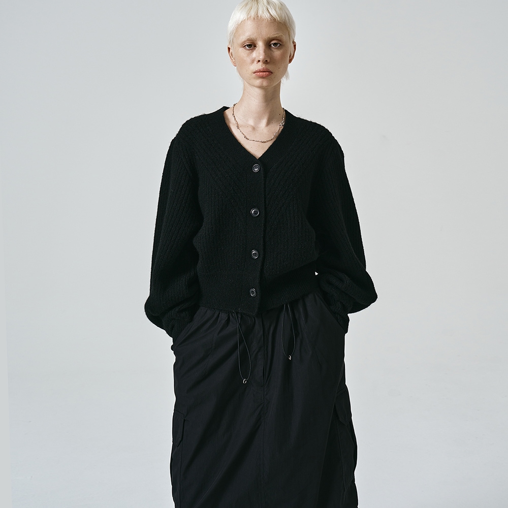 【NOIER 】 CAMEL BALLOON CARDIGAN : BLACK