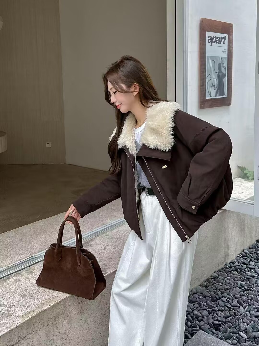 European Fashion Popular Lamb Wool Large Lapel Thickened Suede One-Piece Popular Jacket Women s Wint