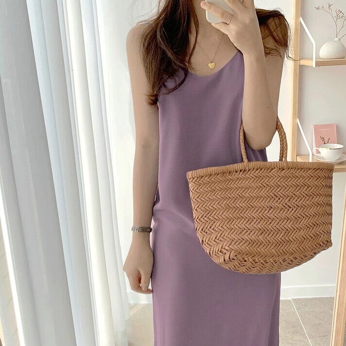 ワンピース　ロングワンピース　ロング　マキシ マキシワンピース ノースリーブワンピース ノースリーブ 薄手 フレア　フリル　かわいい 大人可愛い きれいめ　韓国　シンプル　エレガント　清楚感　女子会