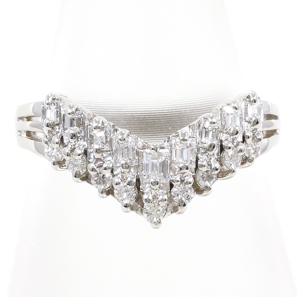 PT900 プラチナ リング・指輪 8号 ダイヤモンド 0.32ct 総重量約4.0g ジュエリー 中古