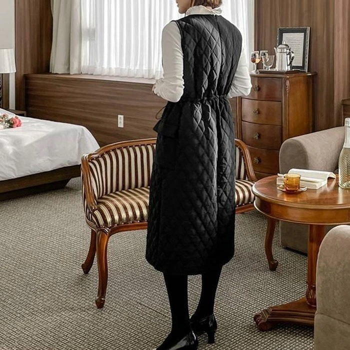 ジャンパースカート レディース 秋冬 中綿ワンピース 中綿 ラウンドネック サロペット 無地 ロングワンピース ミモレ丈 ポケット付き ノースリーブ ウエストゴム ベスト 重ね着 シンプル カジュアル