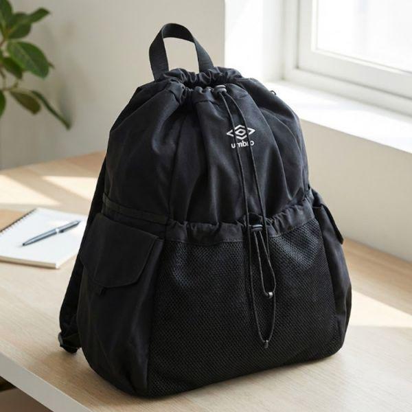 ストリング軽量デイリーバックパック15LブラックUR123CBP24BLK 931071