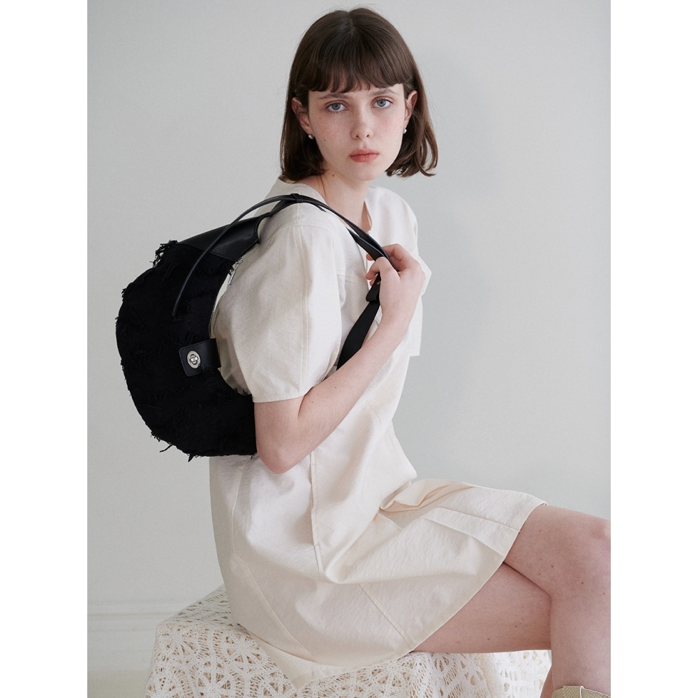 [ルセラフィム ホンウンチェ 着用]Cherry Mini Hemmer Bag LE SSERAFIM ホンウンチェ 着用]Cherry Mini Hemmer Bag