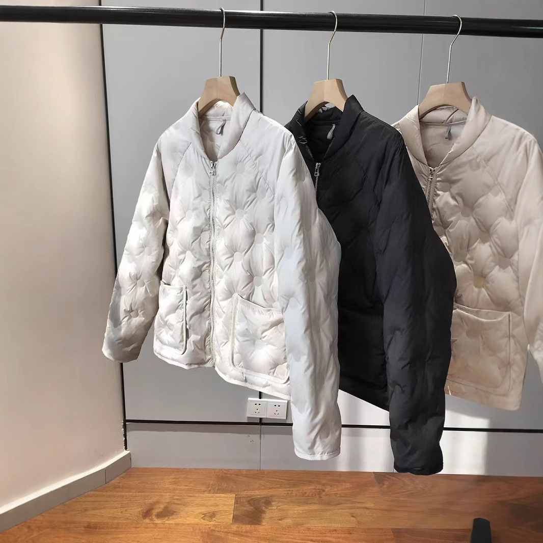 102616 冬の新しいスタイルの女性のファッショナブルなベースボールカラー 90 ホワイトダックダウンベースボールラミネートダウンジャケット