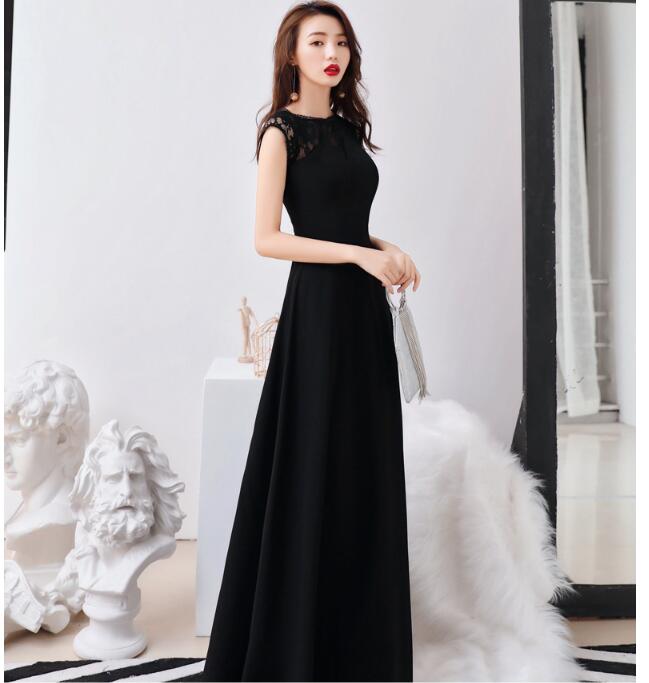 ロング ドレス 演奏会 黒 ノースリーブ 結婚式 パッド付き ワンピース フォーマル ワンピ お揃いドレス レース 着痩せ おしゃれ きれいめ 20代 パーティ 発表会 卒業式 成人式 二次会 披露宴