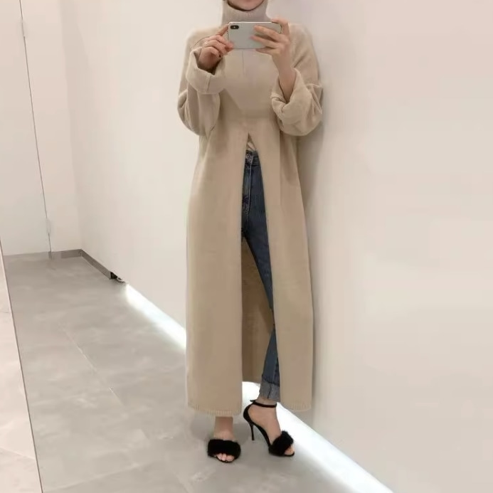 ニットワンピ ワンピース セーター ロング丈 袖あり 長袖 タートルネック スリット ふわふわ かわいい 大人可愛い きれいめ シンプル カジュアル 大人 上品 おしゃれ お洒落 かっこいい