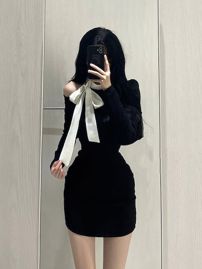 クロシェニット ブラック タイトワンピース ジェイダ GYDA GYDA POLOニットタイトワンピース（ブラック