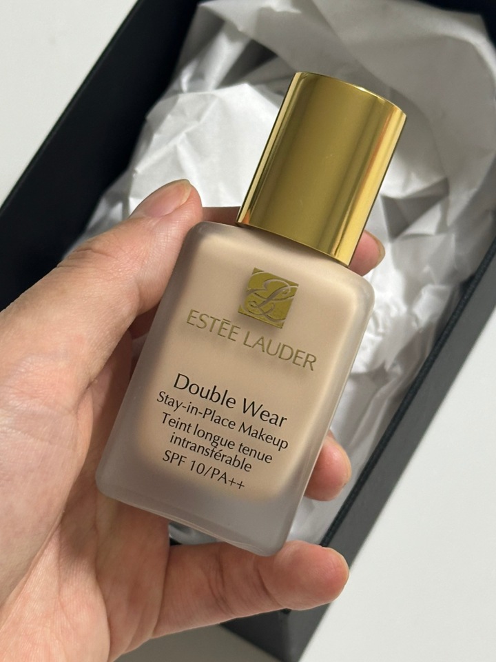 【JTr】 ダブルウェアステイインプレイスメイクアップ30ml1個ポーセリン1N0リキッドファンデーション崩れない最強ファンデ24時間キープ毛穴カバー密着殿堂入り夏コスメ高カバー