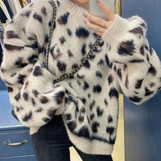 ニットセーター レディース トップス ニット セーター プルオーバー 長袖 ルーズ オーバーサイズ レオパード柄 ヒョウ柄 アニマル柄 ラウンドネック カジュアル お出かけ おしゃれ 女性