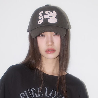 [ILLIGO] IG Logo Felt Ball Cap /追跡付 Qoo10 ILLIGO ロゴ キャップ [グレー]
