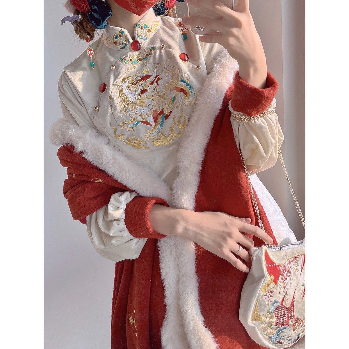 サンタコスプレ チャイナ風 漢今週の割引は 25% オフです要素冬にロングドレス 成人式 ワンピース秋冬 チャイナドレスを改良した新年服壱軟鯉新年服の少女 韓国ファッション