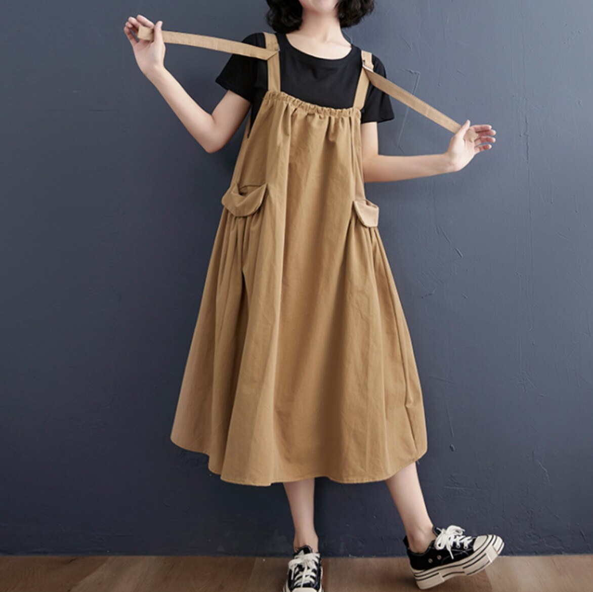 ンピース ジャンパースカート フレア 膝丈 膝上 スクエアネック ギャザー ポケット かわいい 大人可愛い ガーリー ラフ ルーズ カジュアル 春 夏 学生 デート お出かけ ブラック ベージュ