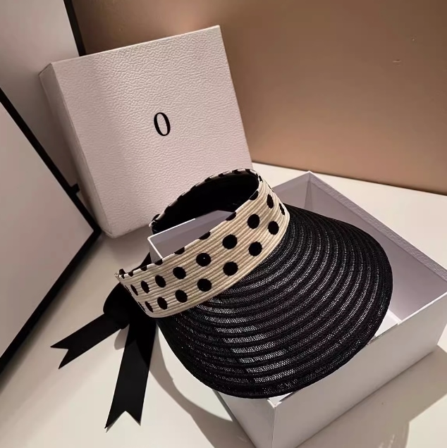 レディース かわいい 大人可愛い シンプル カジュアル おしゃれ 無地 ドット柄 春 夏 お出かけ アウトドア イベント リゾート 旅行 海 プール 休日 バカンス ショッピング フリーサイズ 黒