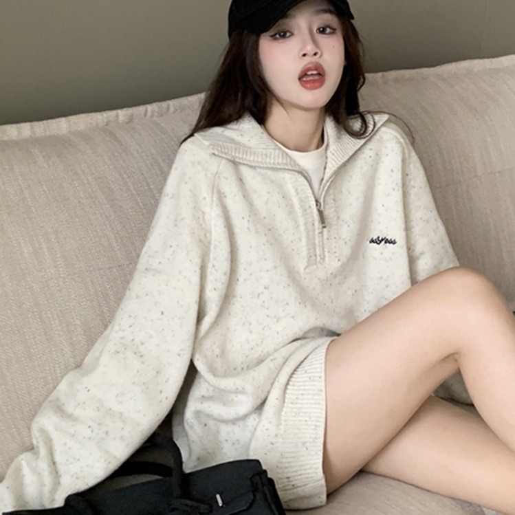 トップス トレーナー ミディアム丈 プルオーバー 長袖 ハイネック ハーフジップ かわいい 大人可愛い きれいめ シンプル 上品 おしゃれ かっこいい レトロ きちんと こなれ感 個性的 主役級