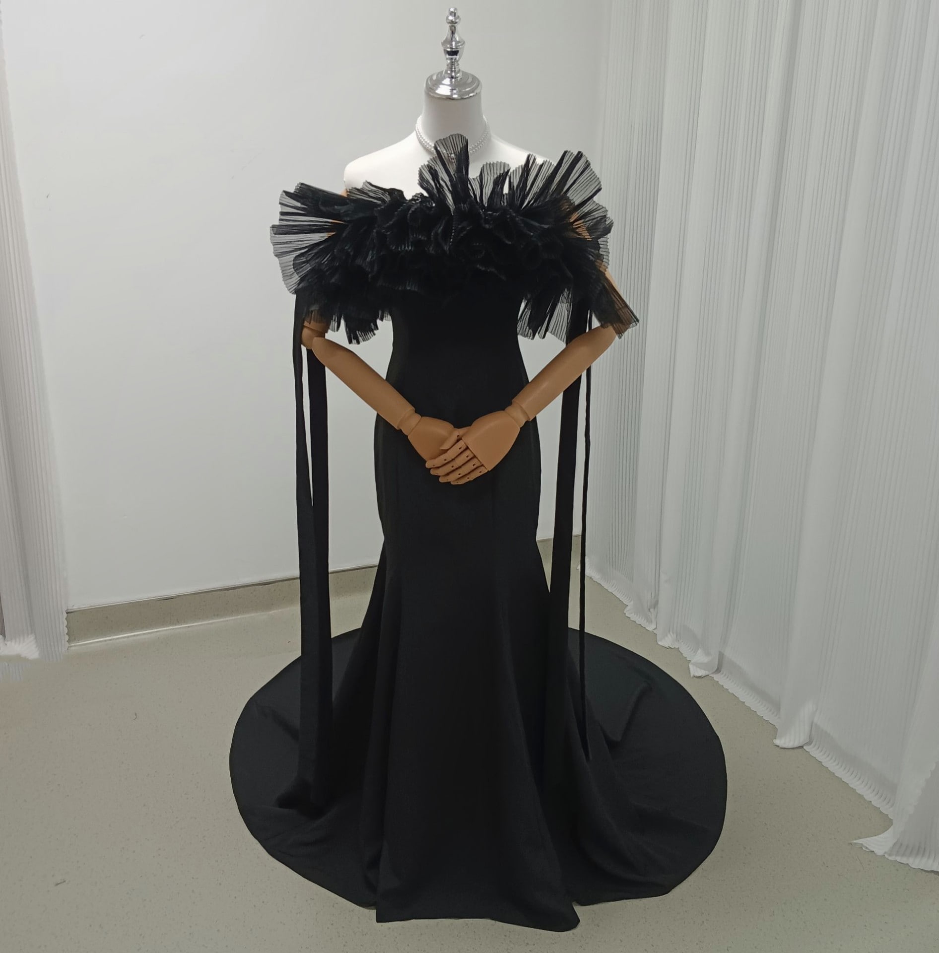 カラードレス ブラック オフショルダー ピアノ演奏会/音楽会/発表会など ミニトレーン マーメイドライン