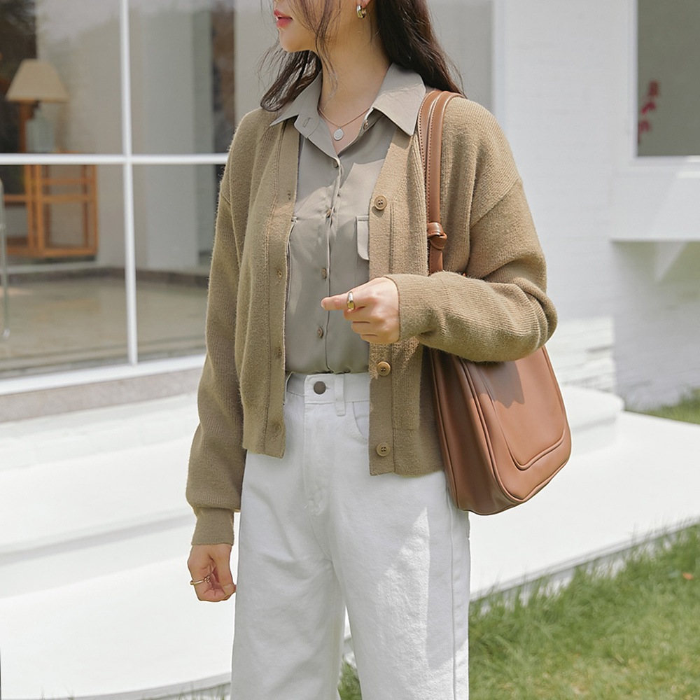 ベーシック無地Vネックカーディガン