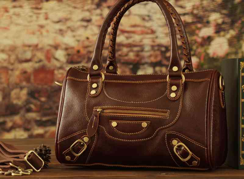 ハンドバッグ レディース ミニ 軽い 斜めがけ ブランド おしゃれ レザー革 トート 財布 ショルダーバッグ ミニトートバッグ 秋 春 人気 冬 本革 黒 ミニショルダーバッグ 夏 トートバッグ カジ