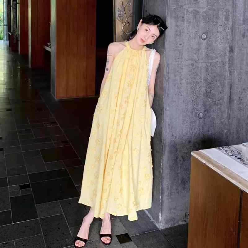 ワンピース 大人 女性 夏 スリム モダン ビーチリゾート Aラインスカート ロングドレス ネックホルダー 田園風 軽やか 休暇 サマーワンピ カジュアル レディース エレガント