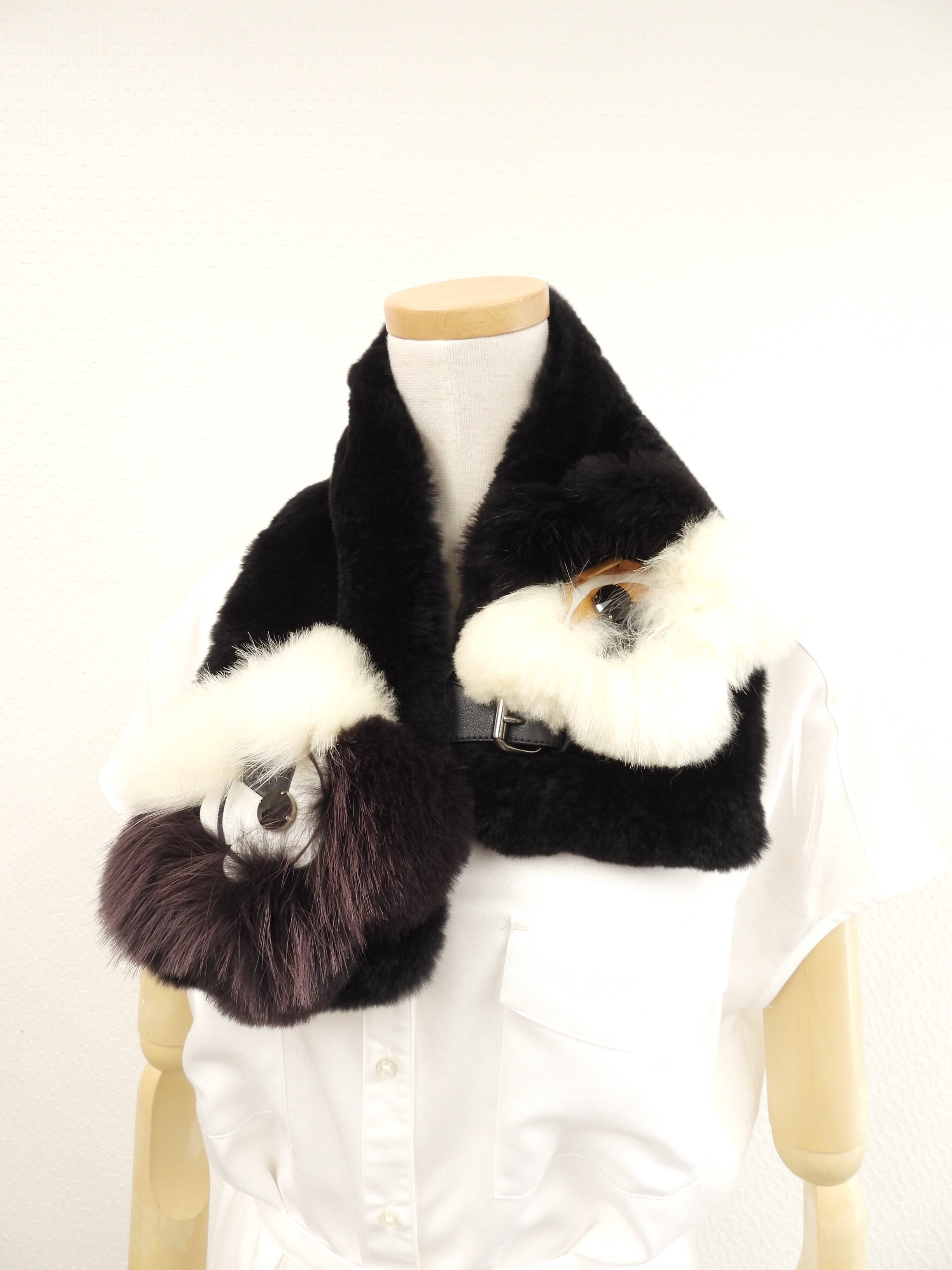 ネックウォーマー ラパン 黒 ラビットファー 襟巻 美品@ 4