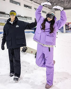 2024冬 スノーボードウェア スノボウェア 上下セット 全色男女兼用 帽子/眼鏡/手袋 スキーウェア レディース スノボウェア ジャケット パンツ 上下セットスノーウェア スキー 撥水 ペアルック