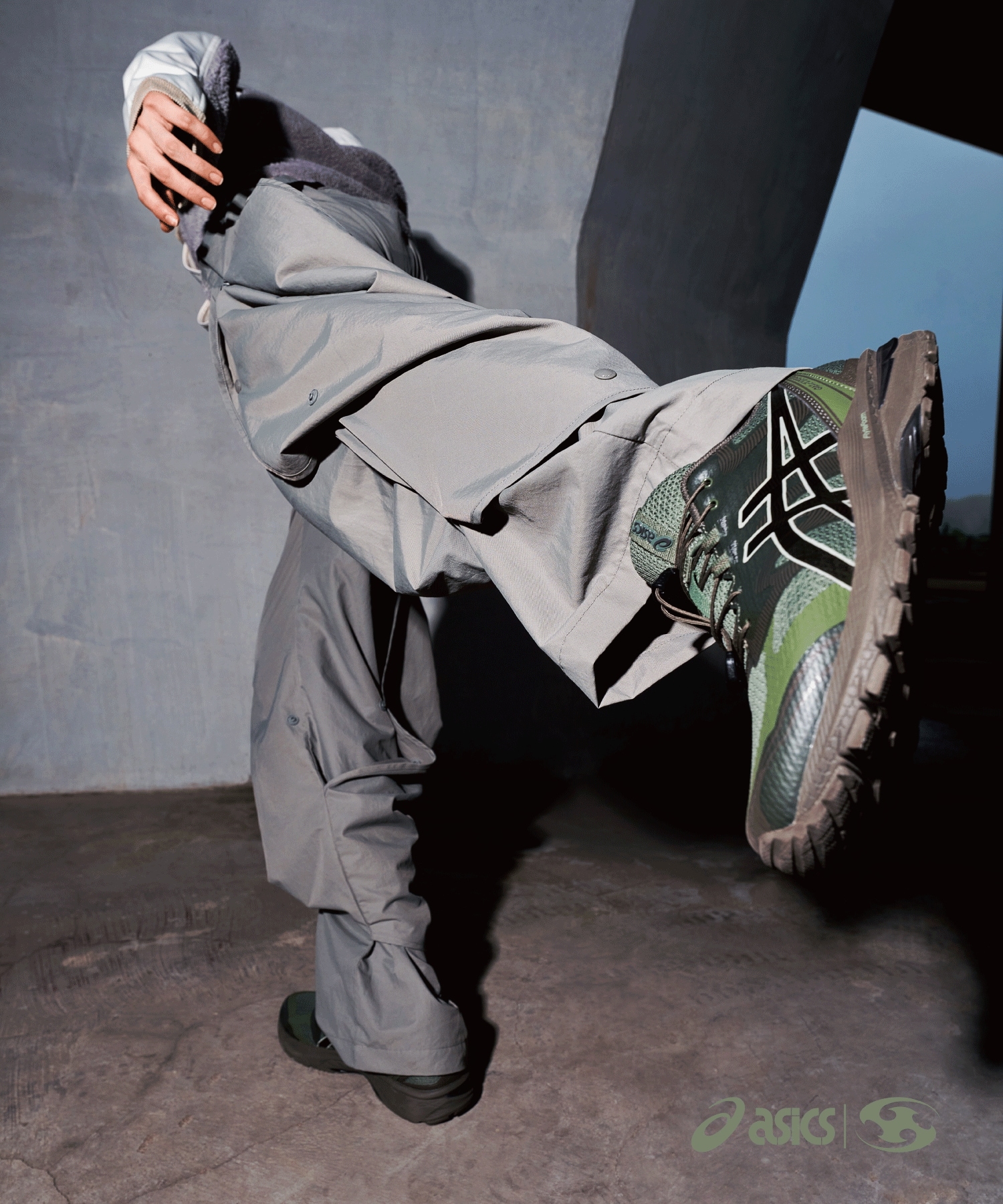 【SANSANGEAR】 GEL-TERRAIN SANSAN GEAR BRONZE GREEN/TARMAC