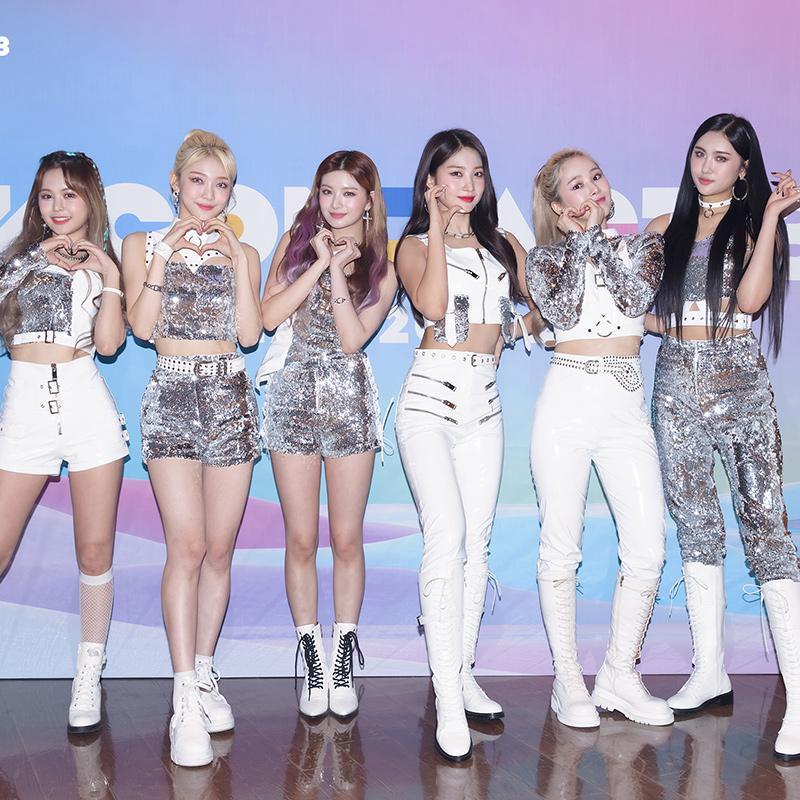 韓国ガールズグループeverglowと同じパフォーマンス衣装ガールズスパンコールジャズダンススター歌って踊る衣装