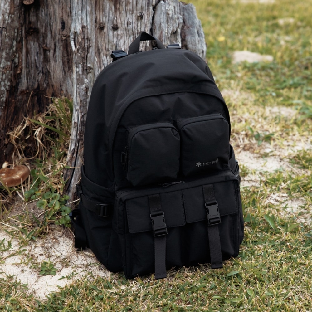 スノーピークアパレルデュアルテックユーティリティバックパック 27L ブラック (S25SUFBP35)