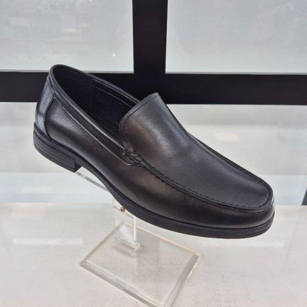 HC11 牛革メンズシューズ P4V0U5T1319 (45013640)