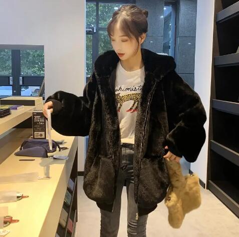 韓国版モコモコの毛皮のコート女中長型繭型ファスナーウサギの毛を模したフードコートがゆったりしている