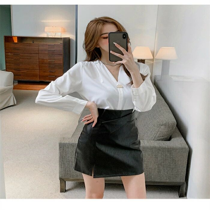 【送料無料】新作 秋冬 脚長効果 安い ミニ丈 無地 着痩せ PUショートスカート シンプル レディース ボトムス ハイウエスト レザースカート