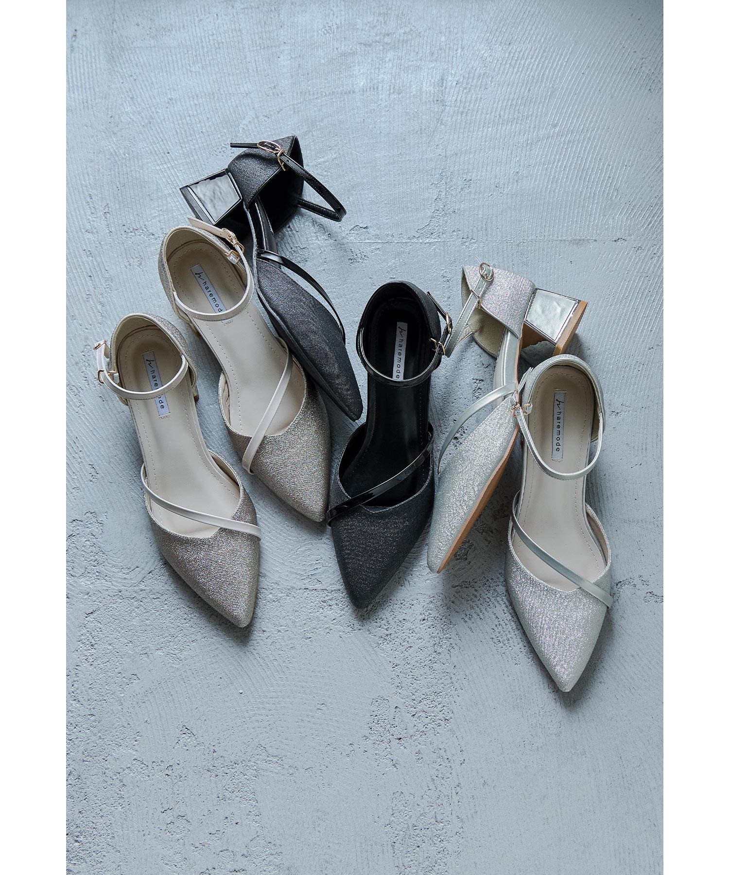 ミラージュチャンキーヒールパンプス パーティーシューズ ラメ ポインテッドトゥ 靴 アンクルベルト ストラップ付き 太ヒール 歩きやすい 普段使い 結婚式 お呼ばれ 二次会 披露宴 謝恩会 成人式