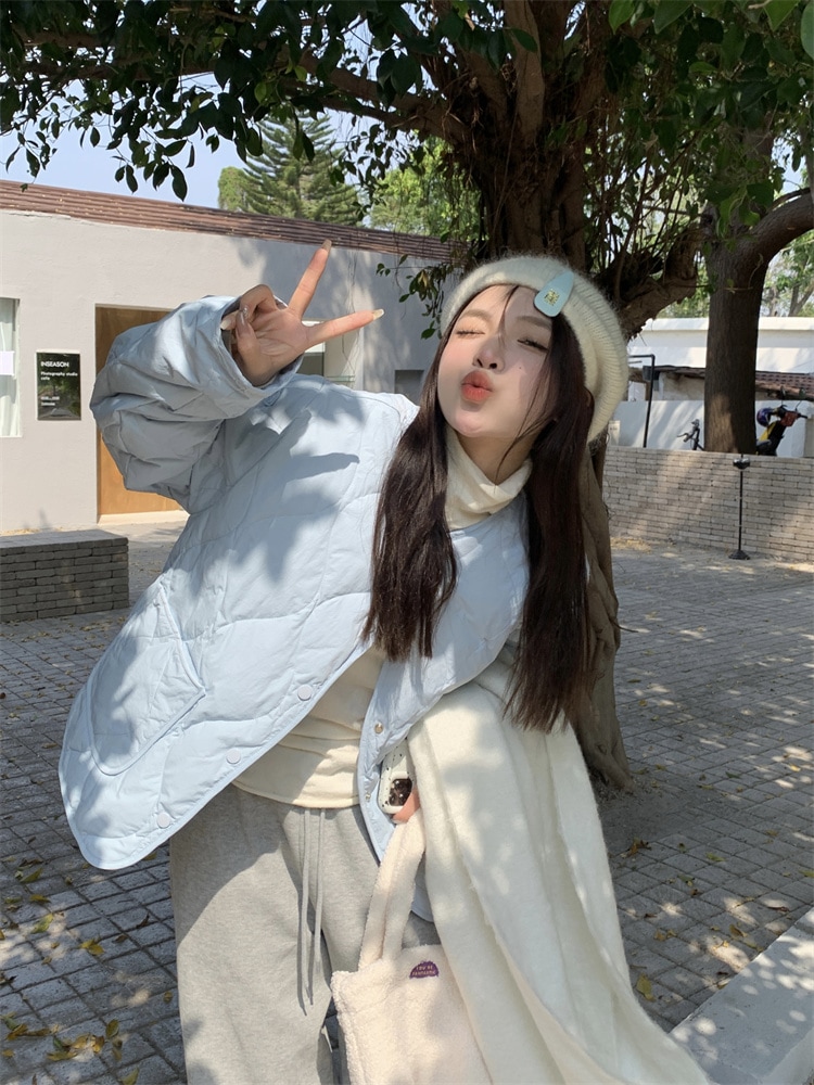 ふっくら中綿 あたたかい 冬 防寒あったか暖かいかわいい ブルゾン厚手アウターBF風無地羽織るハイネックファッション系大人ゆったりカジュアルストリートスタンドネックにサイズ丈シルエット秋レディース黑白