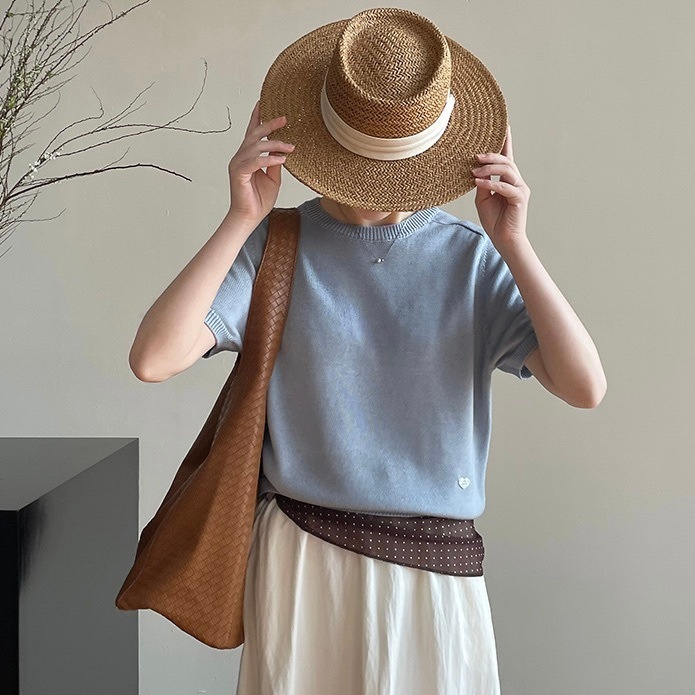 レディース トップス サマーセーター サマーニット 半袖 Uネック ラウンドネック フェミニン かわいい 大人可愛い きれいめ シンプル カジュアル 上品 おしゃれ かっこいい レトロ こなれ感