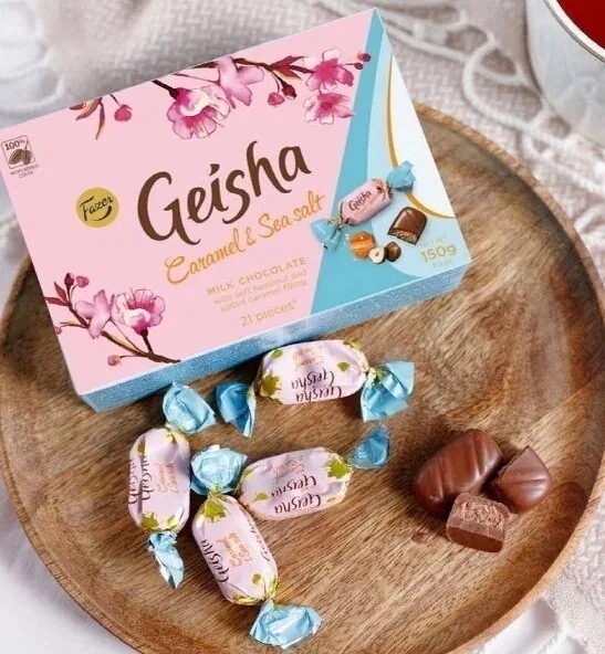 カルパーゼルヘーゼルナッツピーリングキャラメルシーソルトチョコレート150g