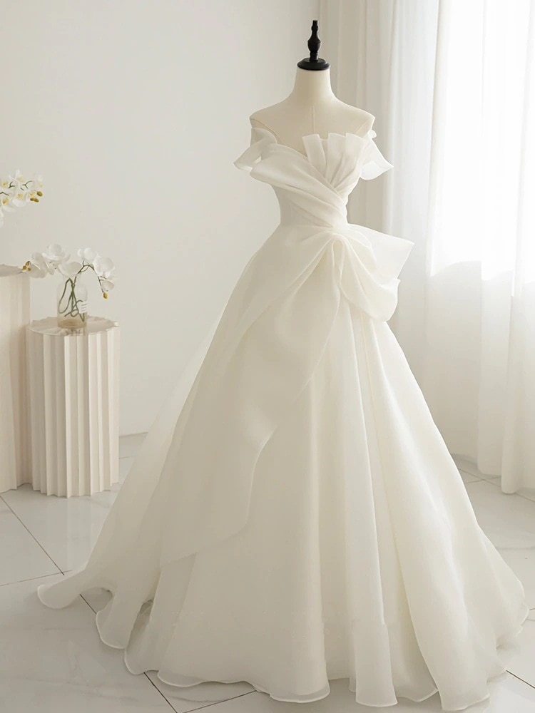 ブライトウェディングドレス花嫁プチお出かけ糸シンスモールテールウェルカム糸