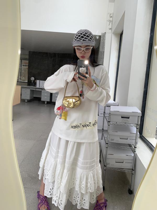 レディース　ファッション　オシャレ　海外　モダン　アーバン ル ルージュ カジュアル トーン フィット ドロップ ショルダー パターン プリント 日焼け防止 長袖 Tシャツ