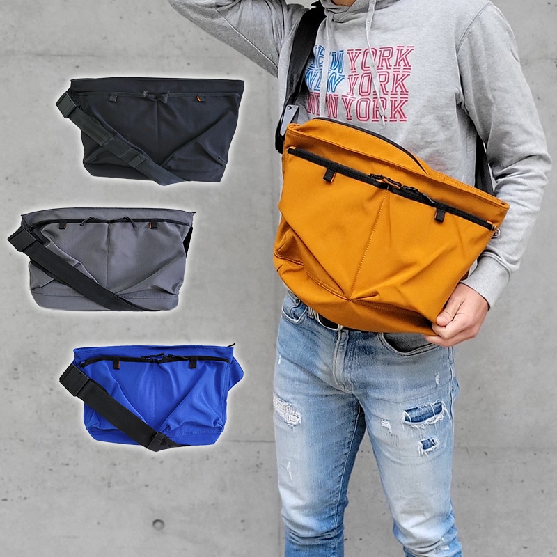 ショルダーバッグ ボディバッグ メンズ 軽量 A4 肩掛け 無地 通学 シンプル 5,551円