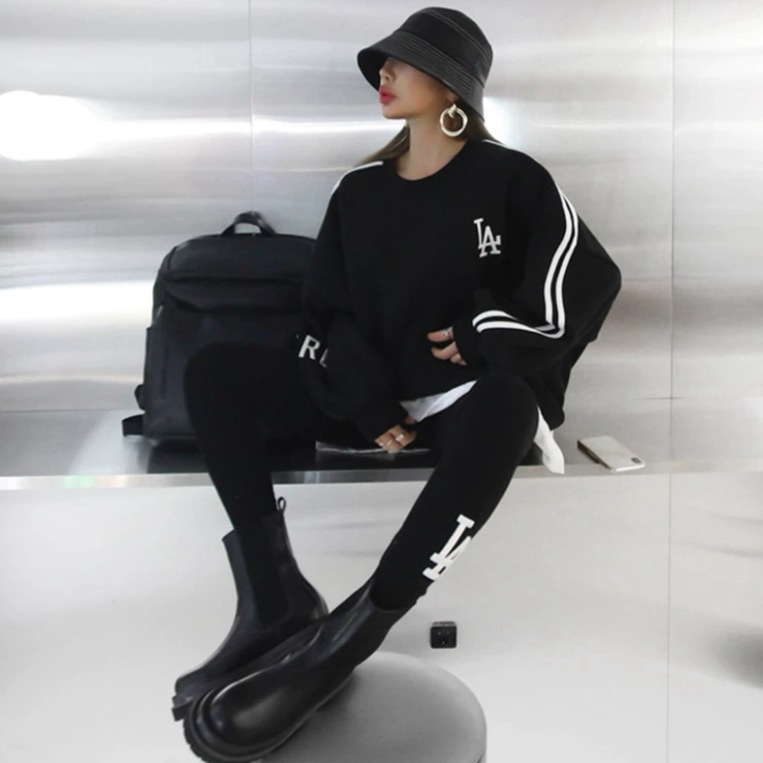 トップス ボトムス ルームウェア トレーナー スウェット 部屋着 レギパン ストレートパンツ スキニーパンツ 長袖 ボリューム袖 萌袖 ラウンドネック スリム ドッキング 切り替えデザイン 上下セット