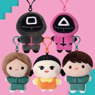 【 レア 限定 】KAWS×イカゲーム バッグチャーム ヨンヒ キーホルダー レア！限定品】KAWS×イカゲーム バッグチャーム ヨンヒ